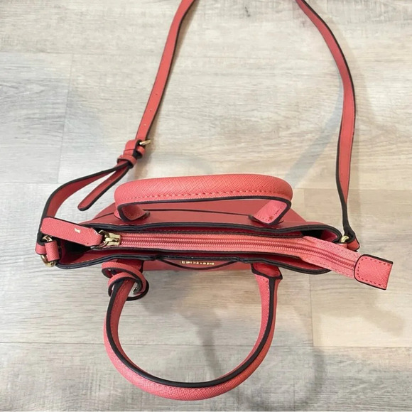 Calvin Klein Small Tote Crossbody Purse in Baby Pink - Picture 14 of 15